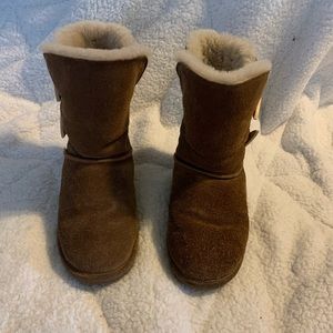 Bear paw boots